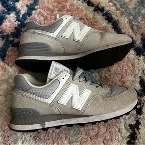 Used Nike new balances!! Super cute on still
